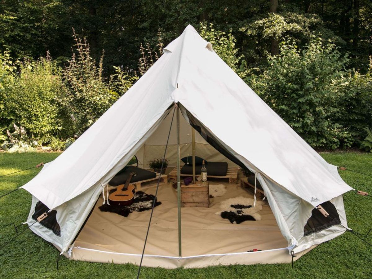 Canvas Glamping Zelt Skandika Tipi 400